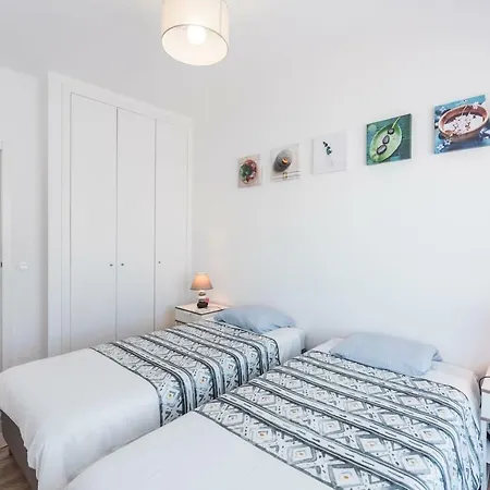 Lovelystay - Design Riverview City Centre Apartment Portimao