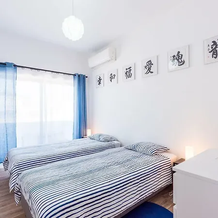 Apartment Lovelystay - Design Riverview City Centre *