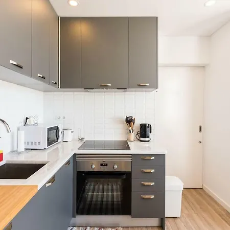 Apartment Lovelystay - Design Riverview City Centre Portimao